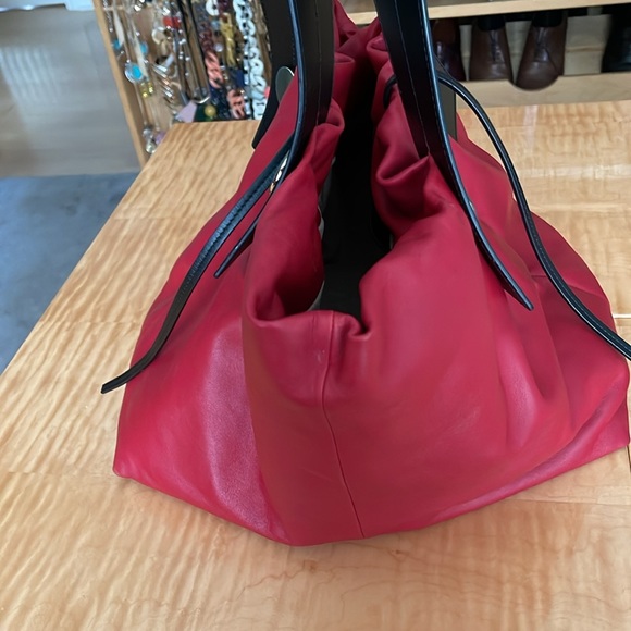 Proenza scol - Picture 2 of 7